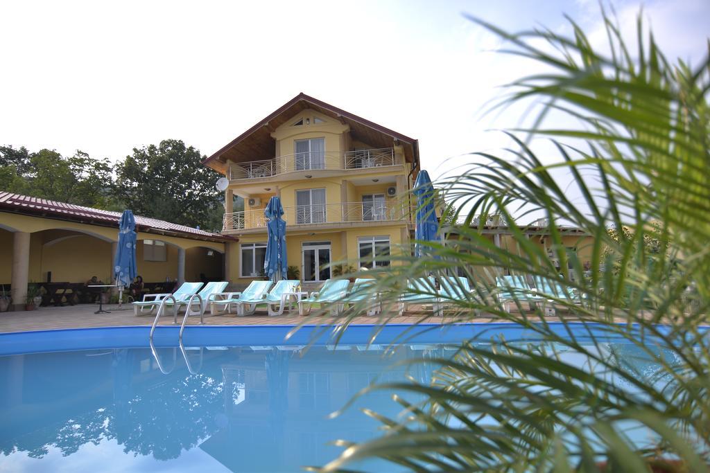 Ieşelniţa Casa Marina酒店 外观 照片