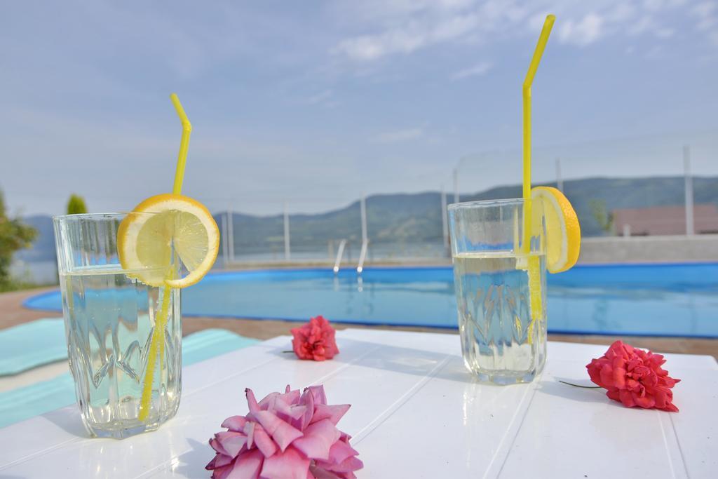 Ieşelniţa Casa Marina酒店 外观 照片