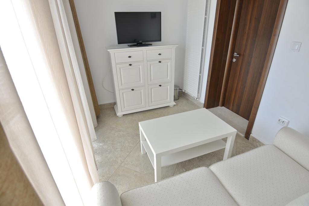 Ieşelniţa Casa Marina酒店 外观 照片